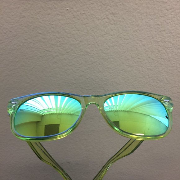 Geek Lime Sunglasses in Green -MISC081 - Picture 2 of 4